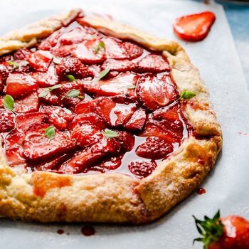 Galette/Рустик тарт с маскарпоне и ягоди